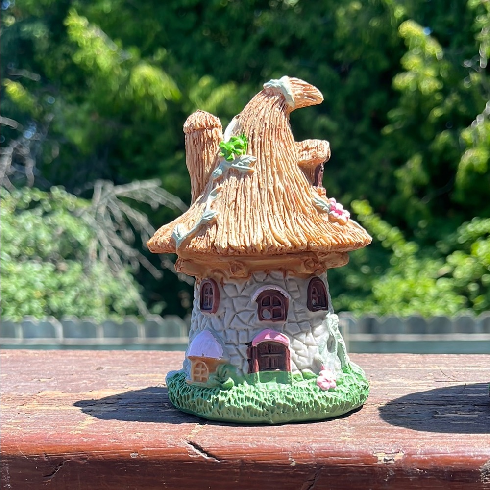 Charming Fairy Cottage Figurine